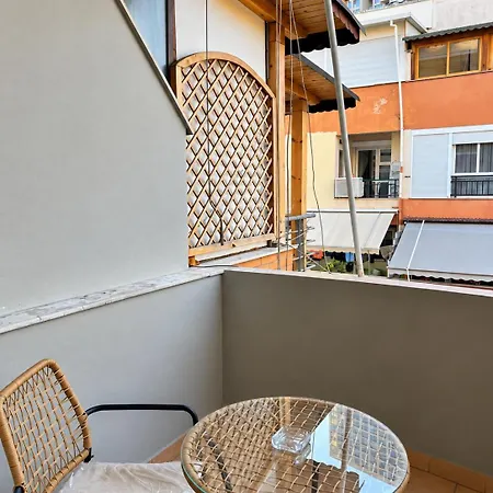 Sky Six - 2br Balcony - Steps From Center * Tiran